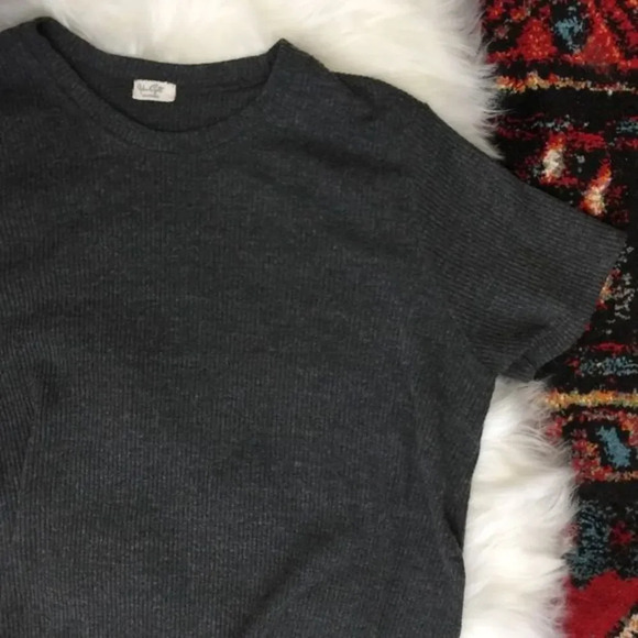 JOHN GALT | Gray Ribbed Side Slit Tunic One Size O/S - Picture 6 of 6